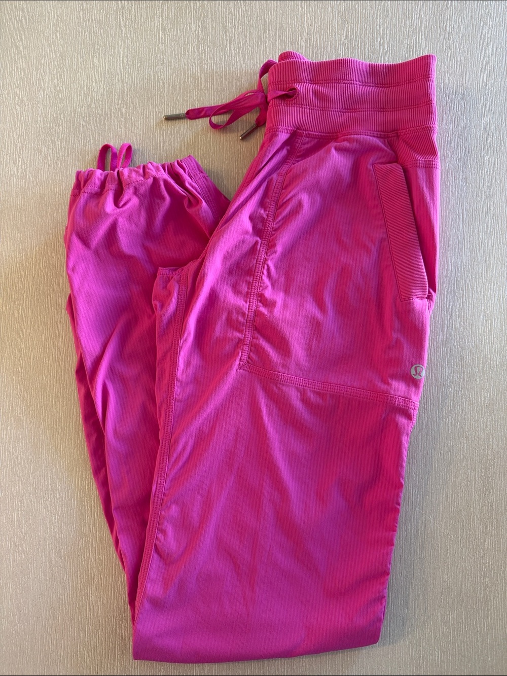 lululemon athletica Hot Pink Yoga Jogger Pants Size 0
